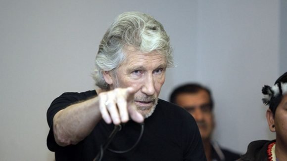 roger waters 01 580x326